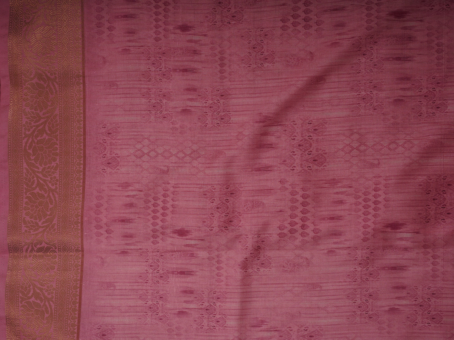 Graceful Soft Silk Printed Saree with a serene grey body and a contrasting pink satin border - A refined blend of simplicity and sophistication. AVANTHIKA