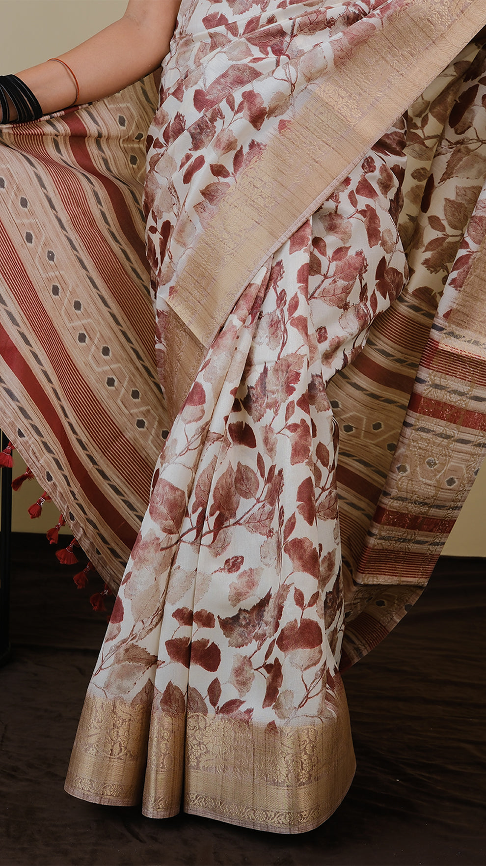 Digital saree in off white and brown with leaf motifs and light gold zari border - KRITHIKA (40012007)
