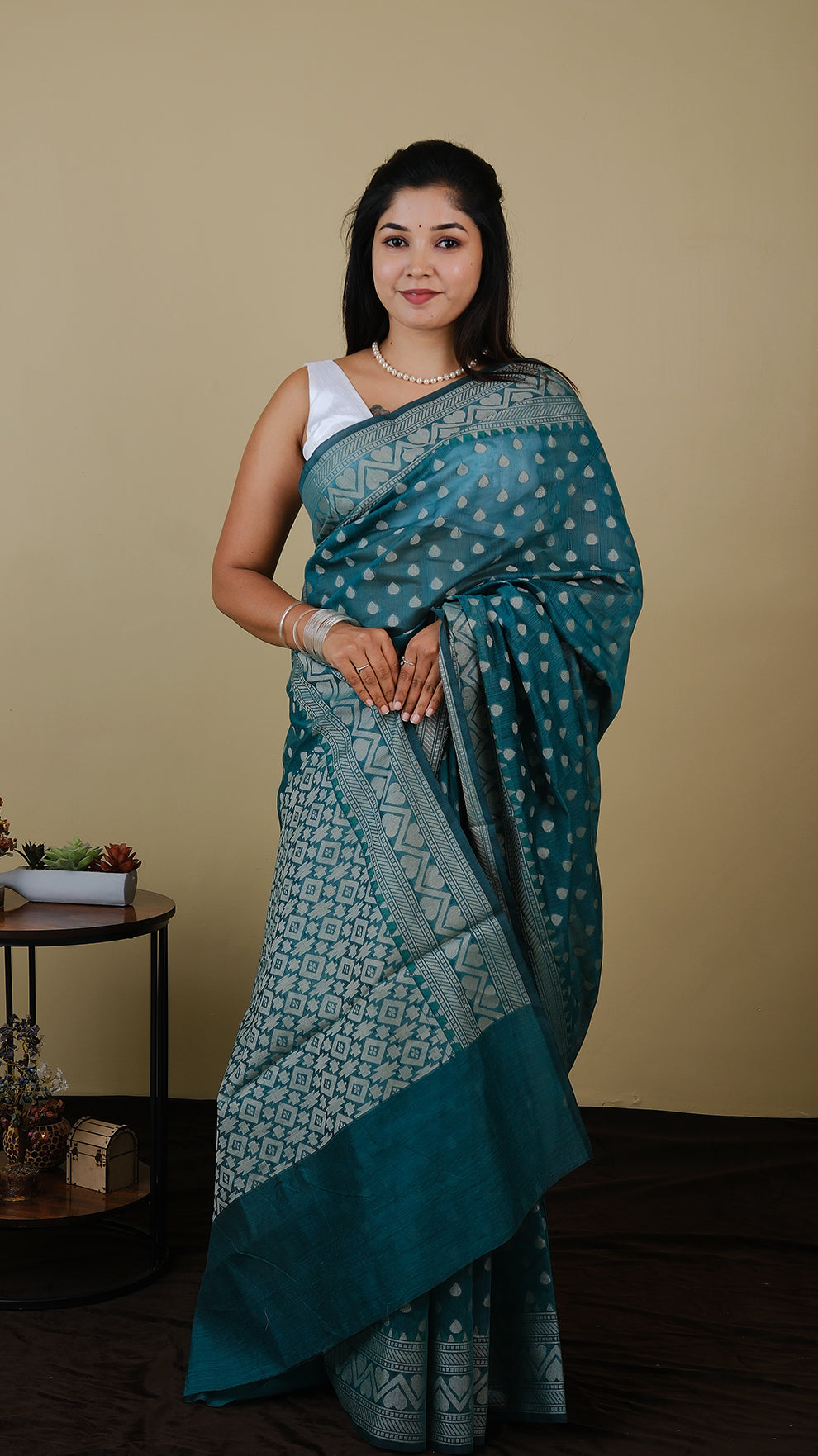 Manipuri cotton in dark green with all over threadwork - KRITHIKA (40010004)