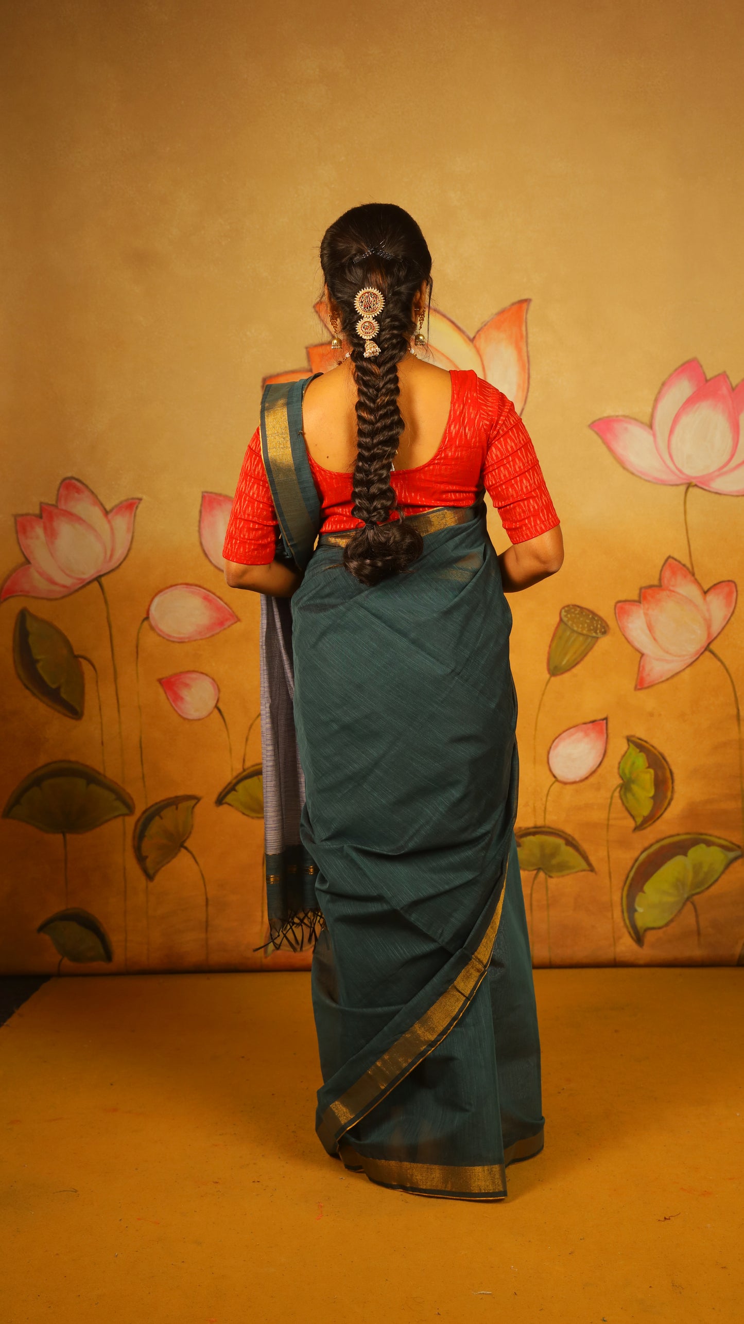 Elegant Mercerized Silk Cotton Saree with a bottle green body and zari border with greyish-blue pallu - AVANTHIKA