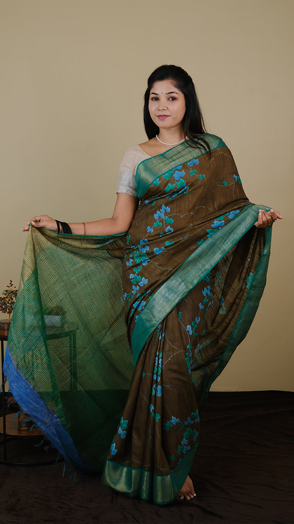 Chanderi silk in coffee brown with digital print and emerald green double zari border and steel blue zari pallu - KRITHIKA (40012014)