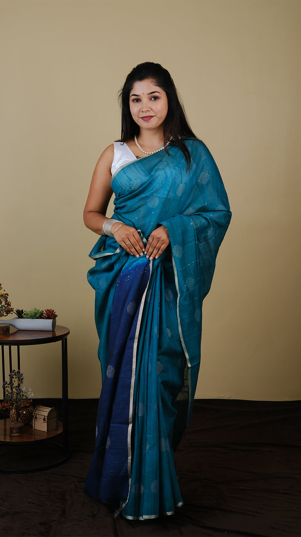 Linen cotton in bright green body with blue pallu with threadwork and chamki work - BOOMIKA (30010028)