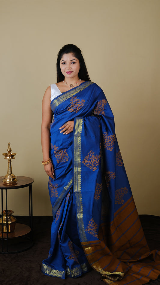 Cotton Silk in Dark Blue and Rust Brown contrast pallu with zari border and block print in large pasley - KRITHIKA (40010008)