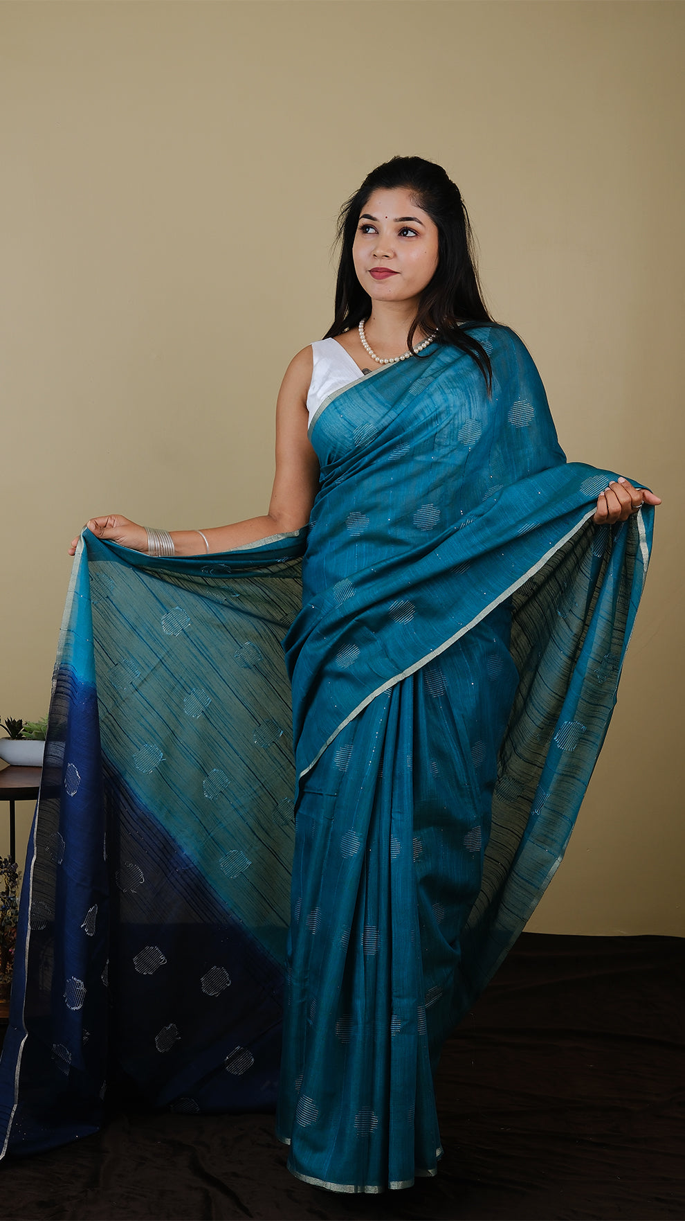 Linen cotton in bright green body with blue pallu with threadwork and chamki work - BOOMIKA (30010028)