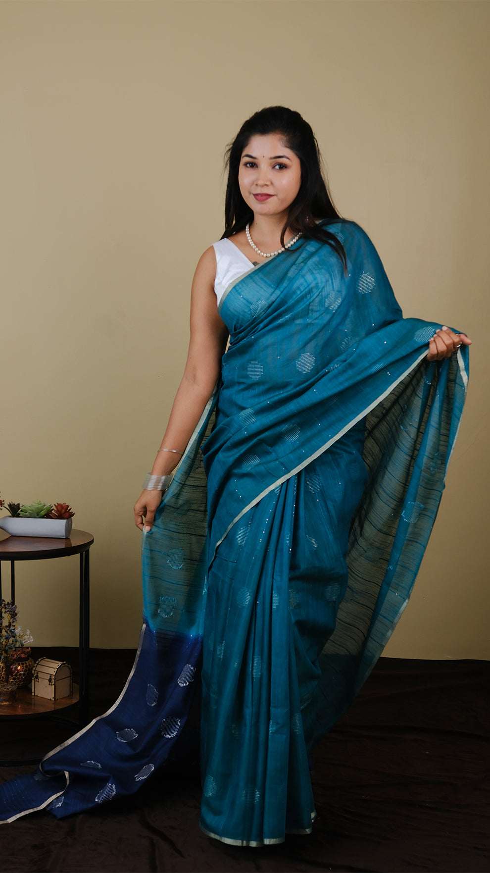 Linen cotton in bright green body with blue pallu with threadwork and chamki work - BOOMIKA (30010028)