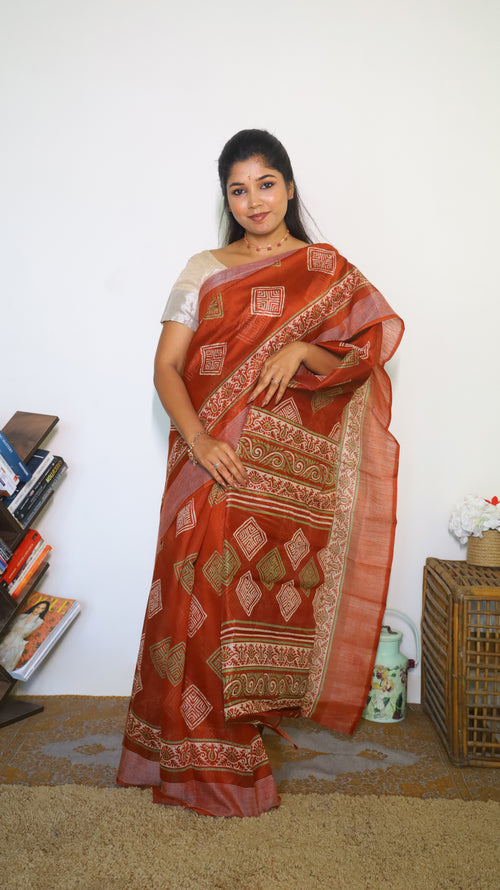 Elegant brick red silk cotton saree with traditional motifs- VEDHIKA